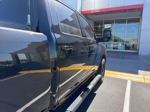 Used 2024 RAM 2500 Laramie w/ Night Edition AWD/4WD image 13