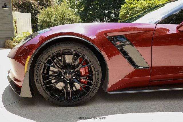 Used 2017 Chevrolet Corvette Z06 RWD image 4