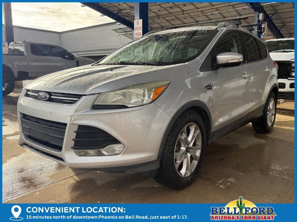 Used 2015 Ford Escape Titanium FWD image 2