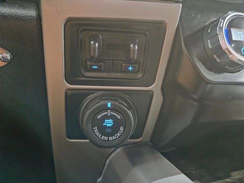 Used 2022 Ford F250 Lariat w/ Lariat Ultimate Package AWD/4WD image 52