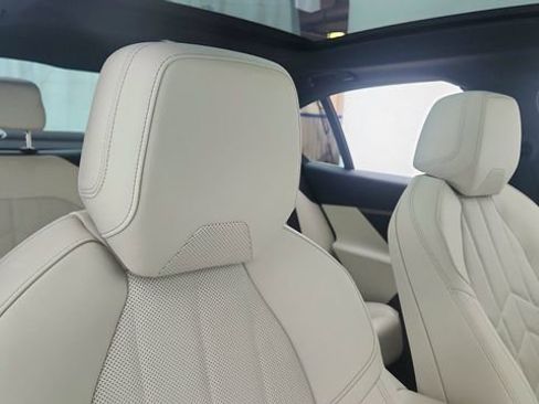 Used 2025 BMW i5 xDrive40 image 23