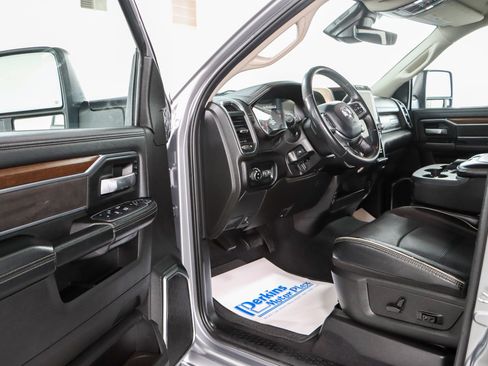 Used 2024 RAM 2500 Laramie w/ Safety Group AWD/4WD image 3