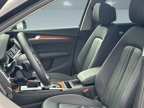 Used 2022 Audi Q5 2.0T Premium Plus w/ Premium Plus Package image 5