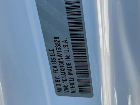 Used 2022 Jeep Wrangler Unlimited Rubicon 4xe w/ Steel Bumper Group image 28