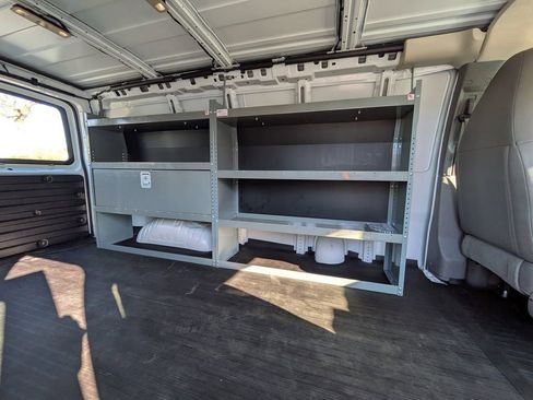 Used 2023 GMC Savana 2500 w/ Driver Convenience Package image 13