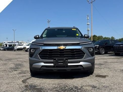 Used 2025 Chevrolet TrailBlazer LT AWD/4WD image 18
