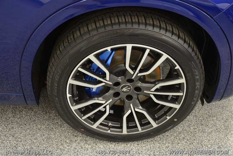Used 2023 Maserati Grecale Modena AWD/4WD image 52