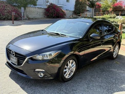Used 2015 MAZDA MAZDA3 i Grand Touring FWD image 1