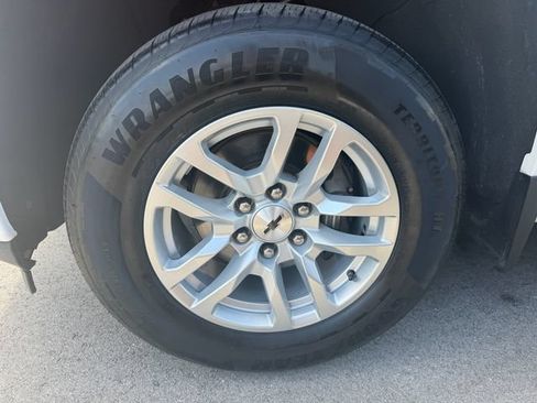 Used 2020 Chevrolet Silverado 1500 RST AWD/4WD image 9