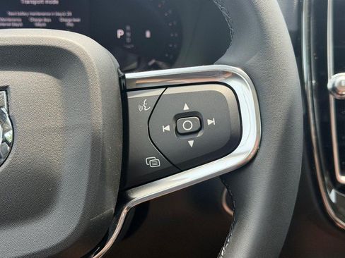 New 2026 Volvo XC40 B5 Plus w/ Protection Package Premier AWD/4WD image 11
