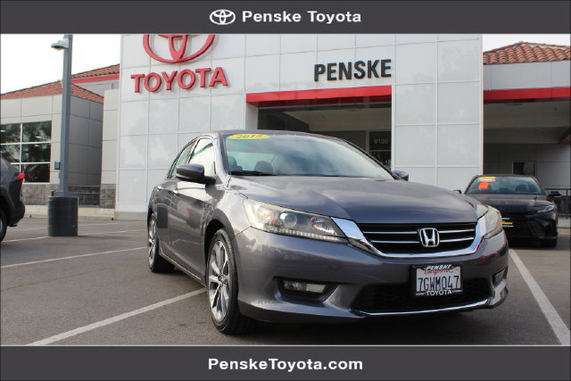 Used 2015 Honda Accord Sport image 1