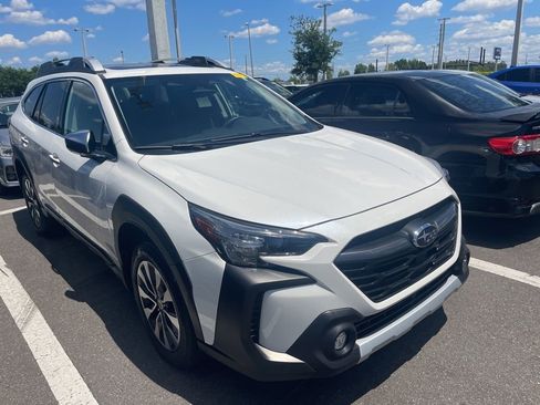 Used 2025 Subaru Outback Touring w/ Popular Package #2 AWD/4WD image 3