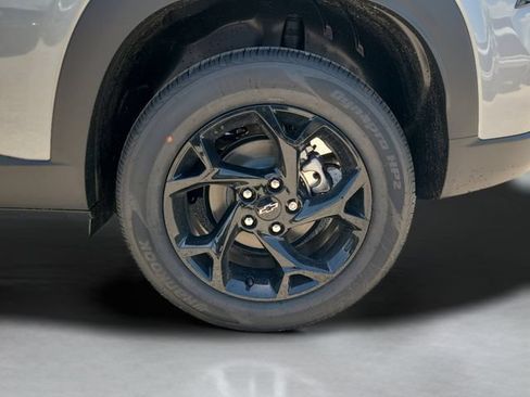 New 2026 Chevrolet Trax LT w/ Midnight Edition FWD image 33