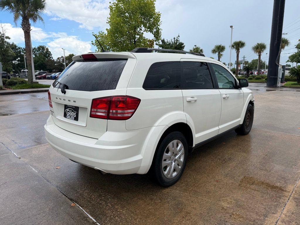 Used 2017 Dodge Journey SE FWD image 5
