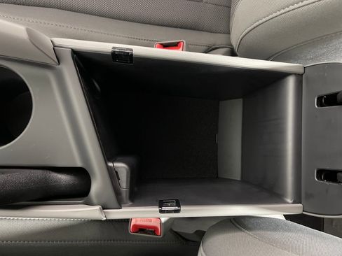 New 2026 Hyundai Elantra SE FWD image 25