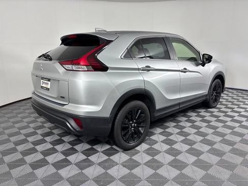 Used 2023 Mitsubishi Eclipse Cross LE AWD/4WD image 6