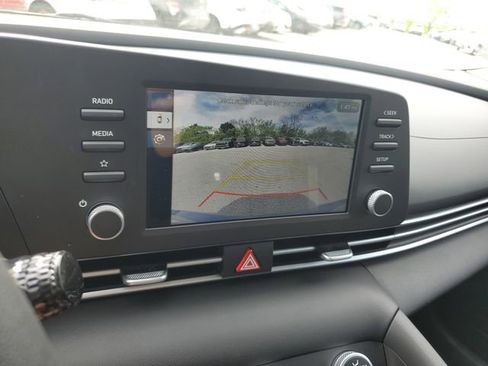 New 2026 Hyundai Elantra SEL Sport FWD image 24