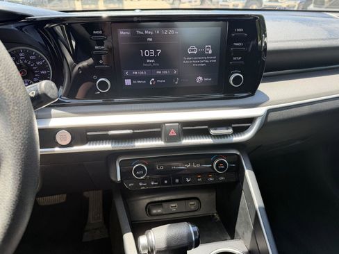 Used 2023 Kia K5 LXS FWD image 11