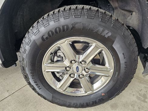 Used 2025 Ford F150 XLT w/ Equipment Group 301A Standard AWD/4WD image 9