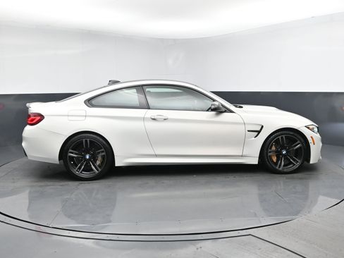 Used 2020 BMW M4 Coupe image 3