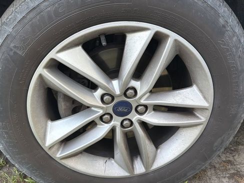 Used 2015 Ford Edge SEL w/ Equipment Group 201A FWD image 5