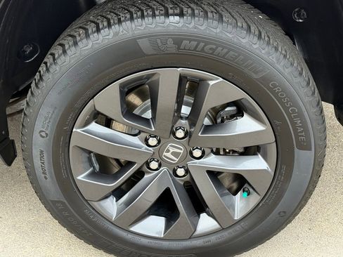 Used 2021 Honda Ridgeline Sport image 8