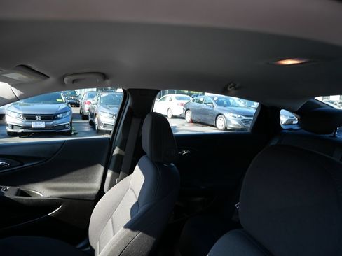 Used 2023 Chevrolet Malibu LS w/ Driver Confidence Package FWD image 11