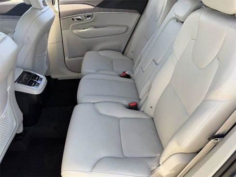 Certified 2023 Volvo XC90 B6 Core w/ Protection Package Premier image 19