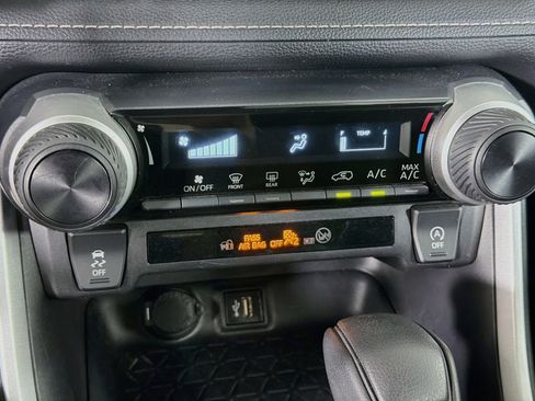 Used 2025 Toyota RAV4 LE FWD image 22
