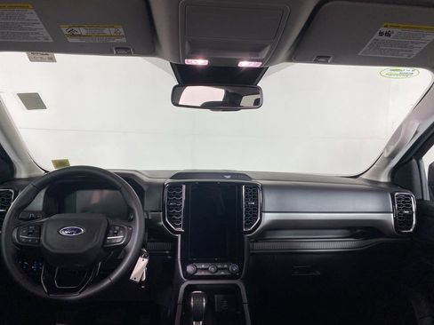 Used 2025 Ford Ranger XLT w/ FX4 Off-Road Package image 16