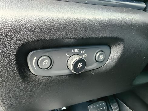 Used 2018 Chevrolet Traverse Premier w/ Redline Edition FWD image 27
