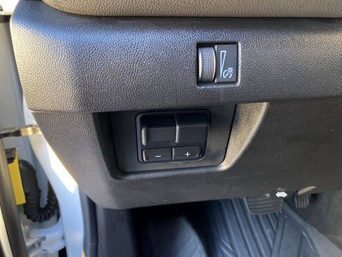 Used 2024 Chevrolet Colorado ZR2 w/ Technology Package image 10