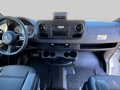 New 2025 Mercedes-Benz Sprinter 2500 image 5
