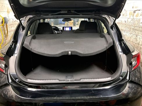 Certified 2023 Toyota Corolla SE image 30