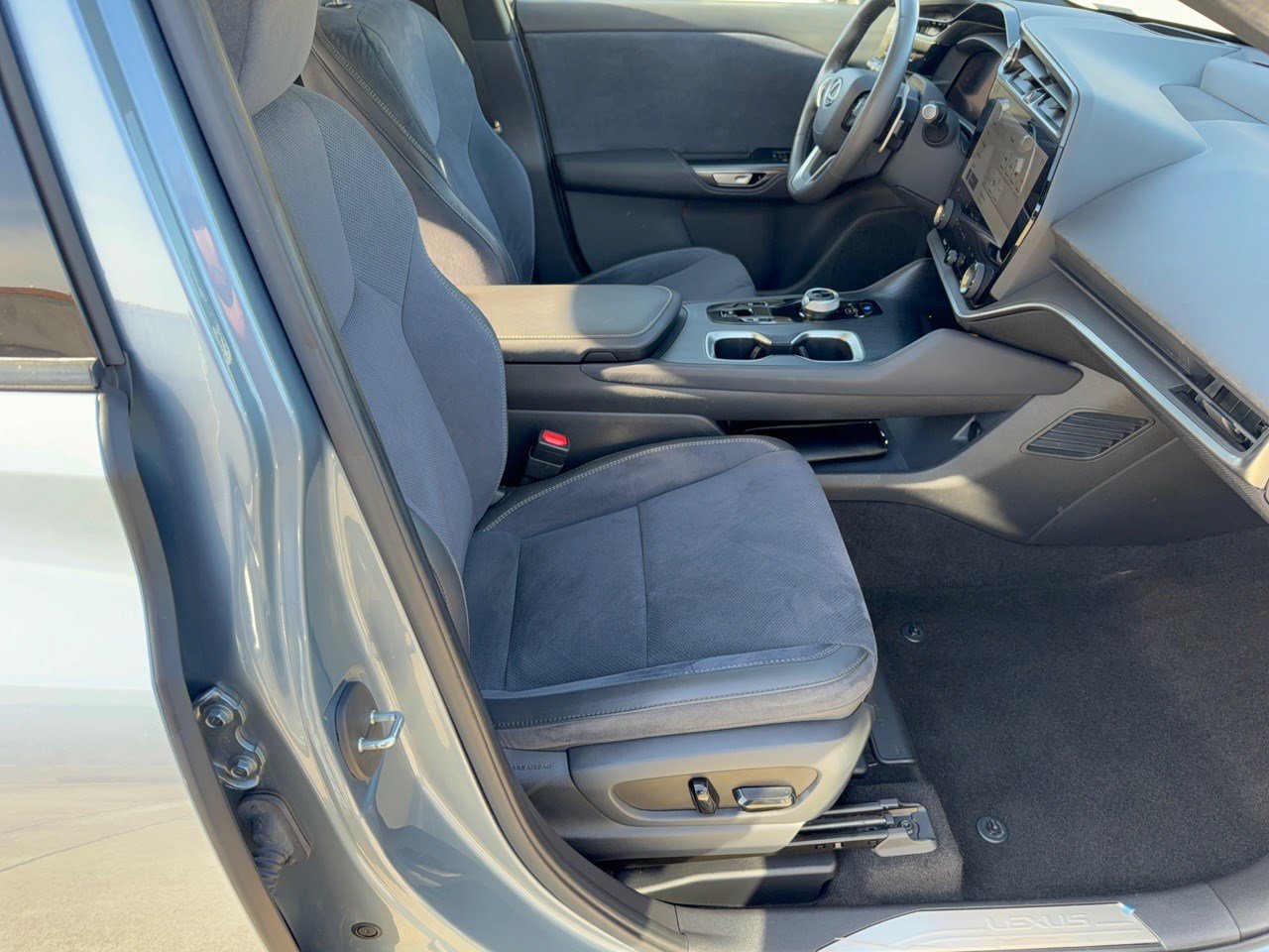 Used 2023 Lexus RZ 450e Premium w/ Cold Area Package AWD/4WD image 30