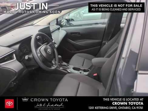 Used 2025 Toyota Corolla LE image 4