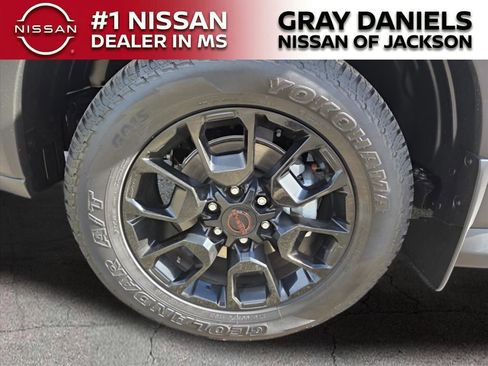 New 2025 Nissan Armada PRO-4X w/ Pro-4X Premium Package AWD/4WD image 24