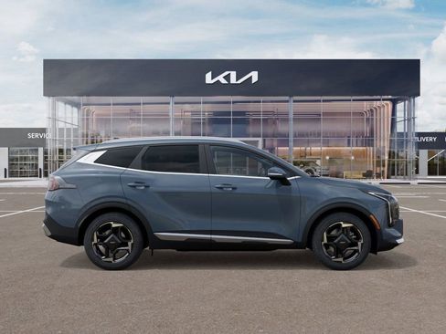 New 2026 Kia Sportage EX image 7