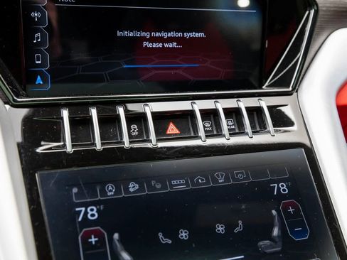 Used 2022 Lamborghini Urus image 34