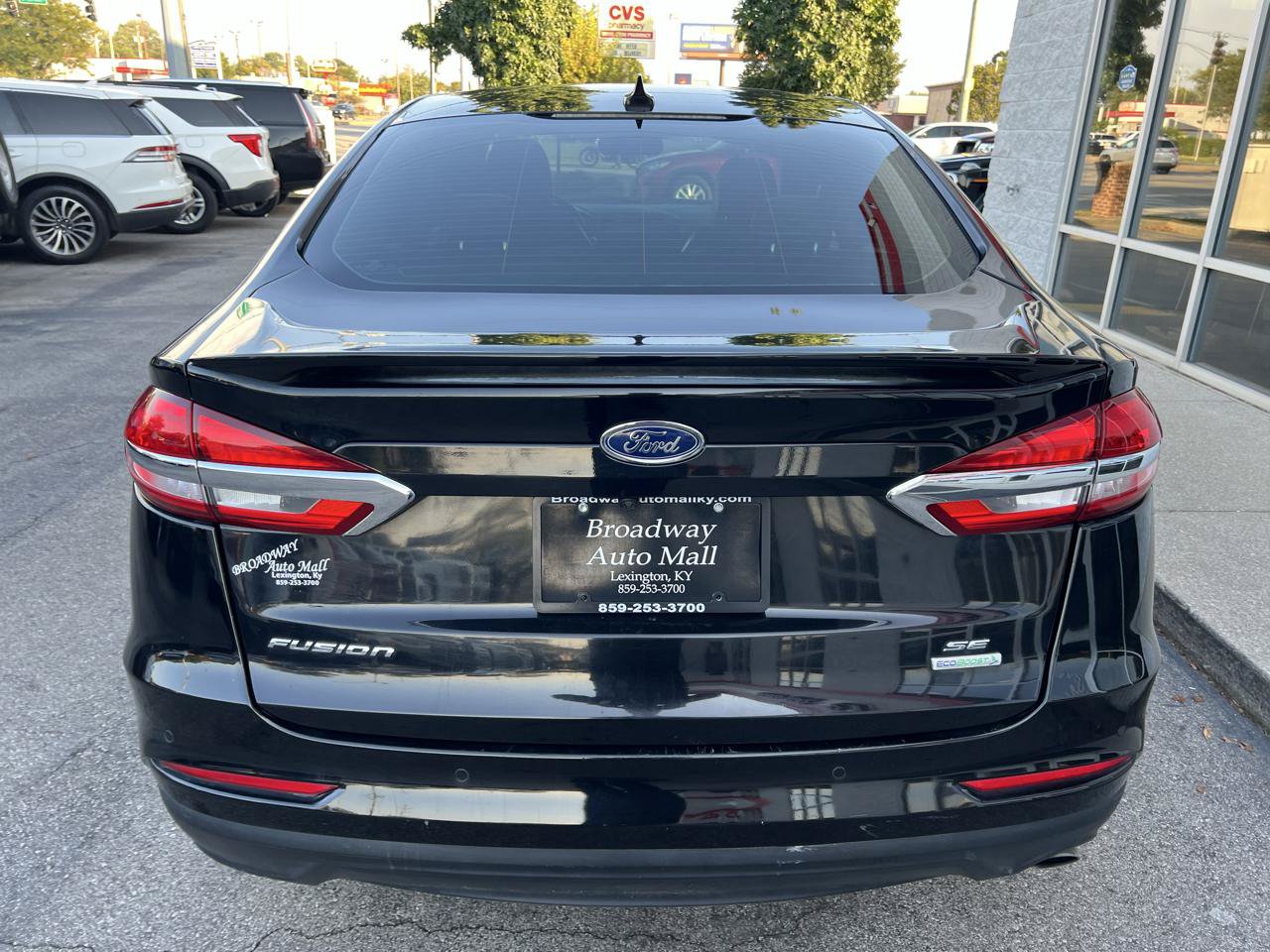 Used 2020 Ford Fusion SE w/ Equipment Group 151A FWD image 6