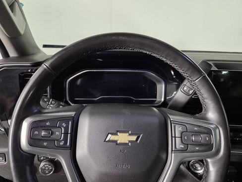 Used 2025 Chevrolet Silverado 2500 LTZ w/ LTZ Plus Package AWD/4WD image 17