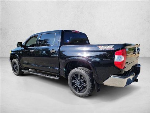 Used 2017 Toyota Tundra SR5 w/ SR5 Upgrade Package AWD/4WD image 7