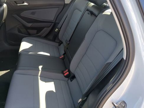 New 2026 Volkswagen Jetta SE FWD image 16