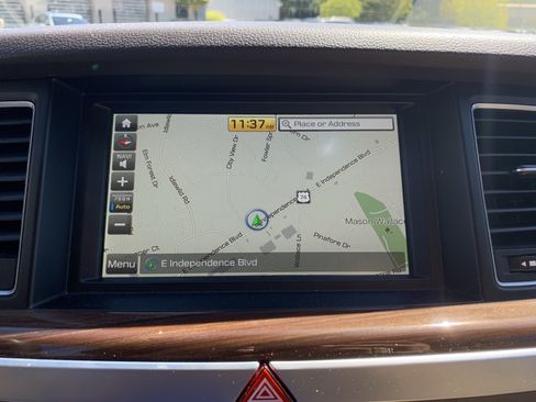 Used 2018 Genesis G80 3.8 RWD image 24