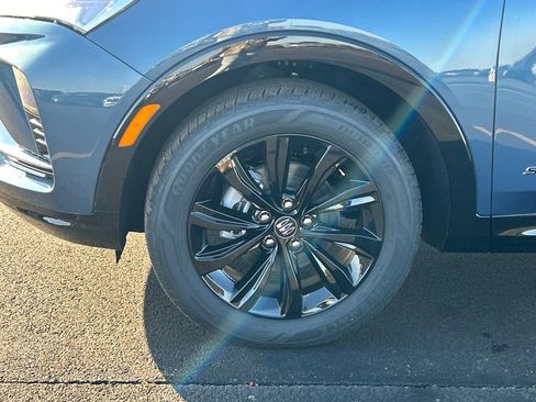 New 2026 Buick Envista Sport Touring FWD image 13