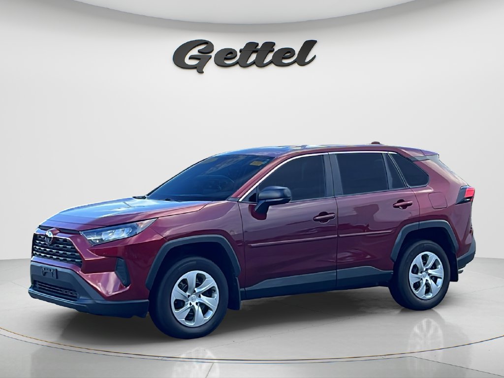 Used 2022 Toyota RAV4 LE AWD/4WD image 1