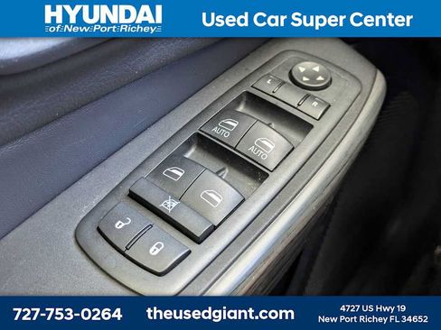Used 2015 Jeep Cherokee Limited w/ Luxury Group FWD image 32
