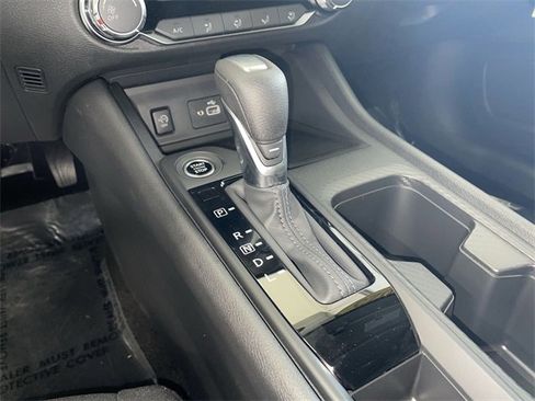 Certified 2025 Nissan Sentra S image 25