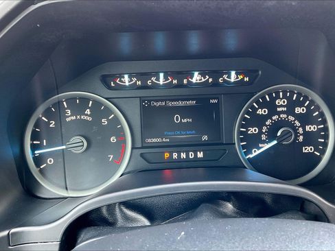 Used 2018 Ford F150 XLT w/ Equipment Group 302A Luxury AWD/4WD image 19