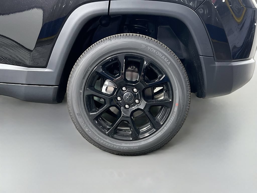New 2026 Jeep Compass Latitude AWD/4WD image 30